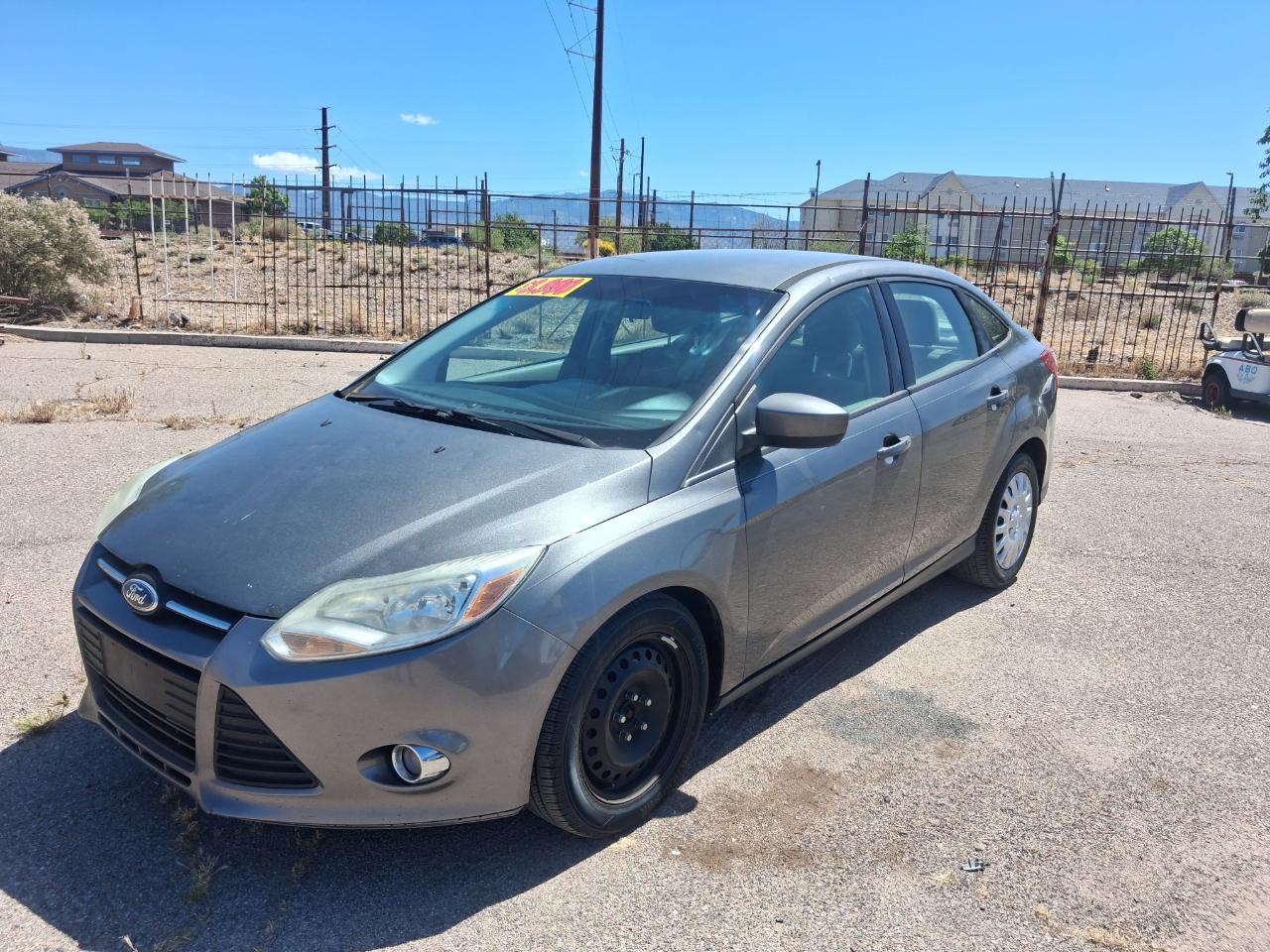 Ford Focus SE Sedan 2012