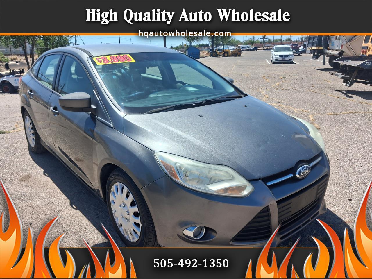 2012 Ford Focus Sedan SE's photo