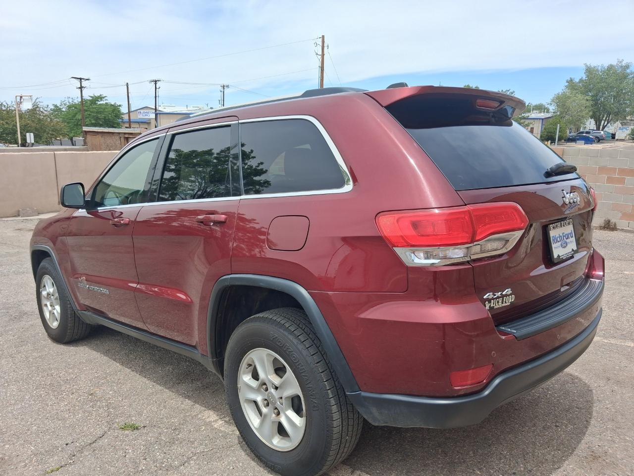 Jeep Grand Cherokee Laredo 4WD 2017