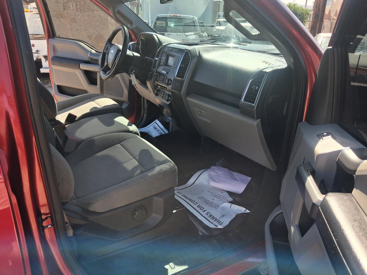 Ford F-150 XL SuperCrew 5.5-ft. Bed 4WD 2015