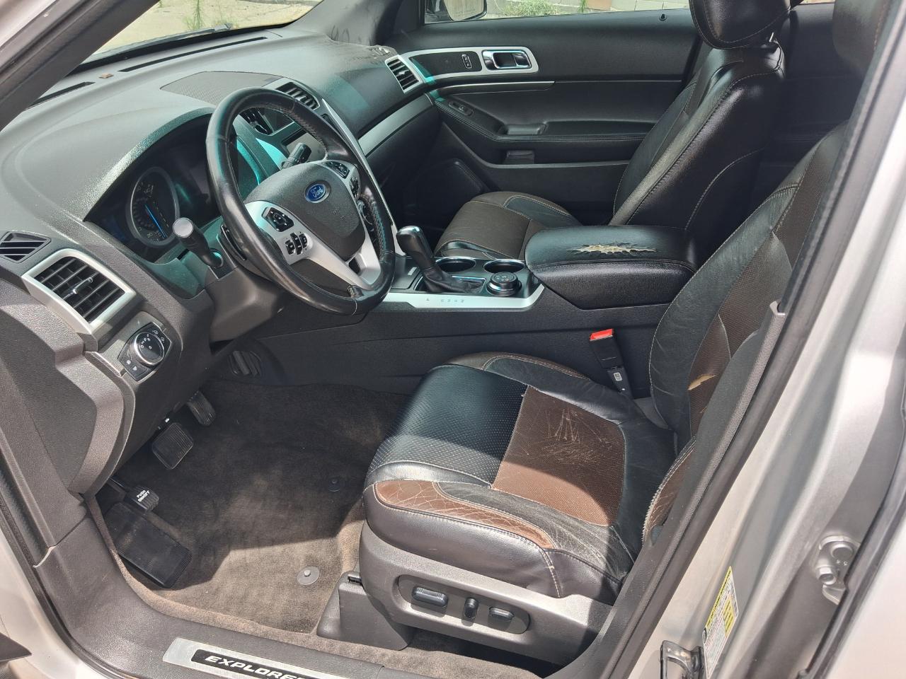 Ford Explorer Sport 4WD 2013