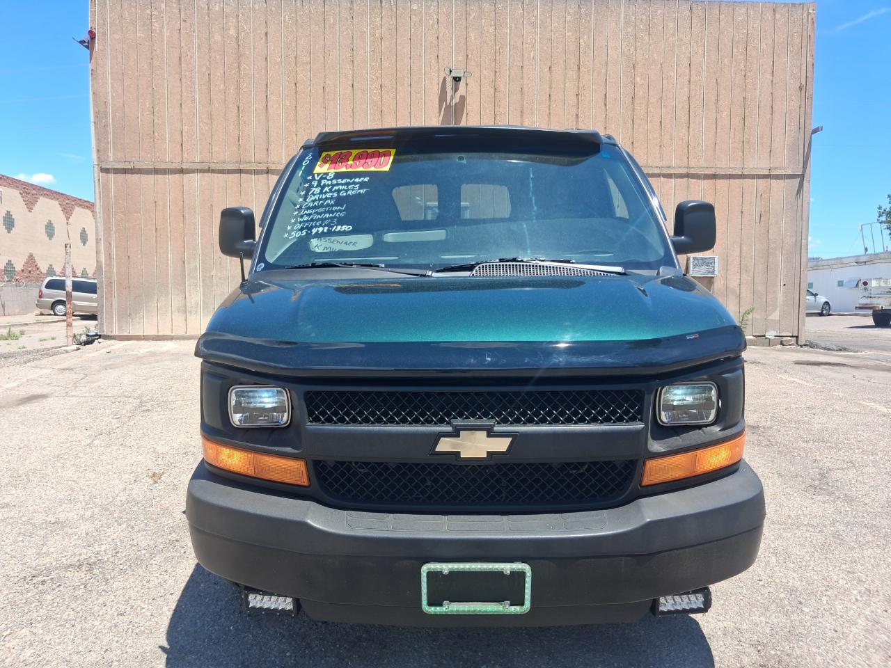 Chevrolet Express LS 2500 2011