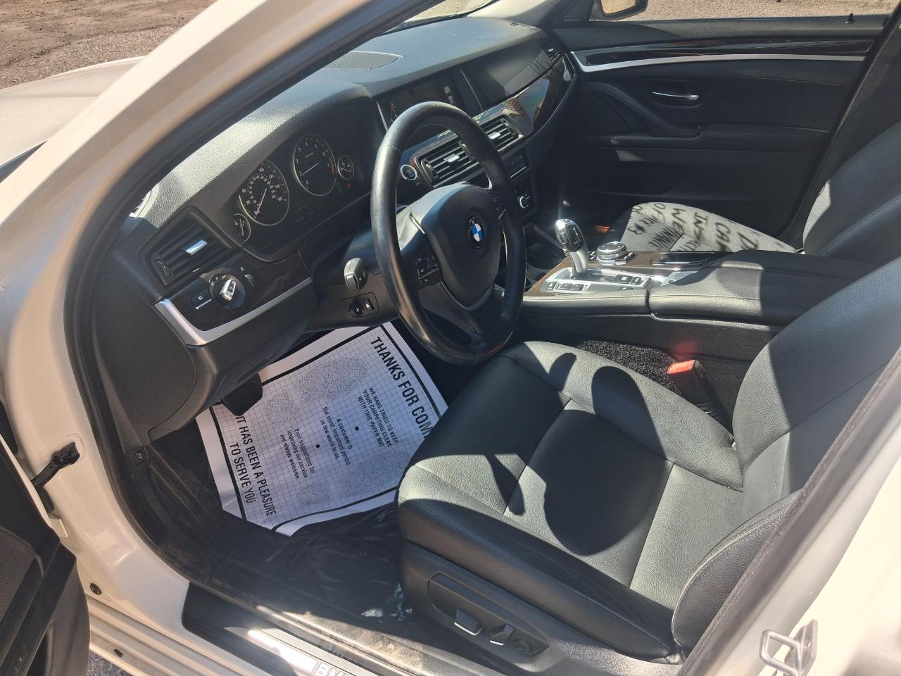 BMW 5-Series 528i 2015