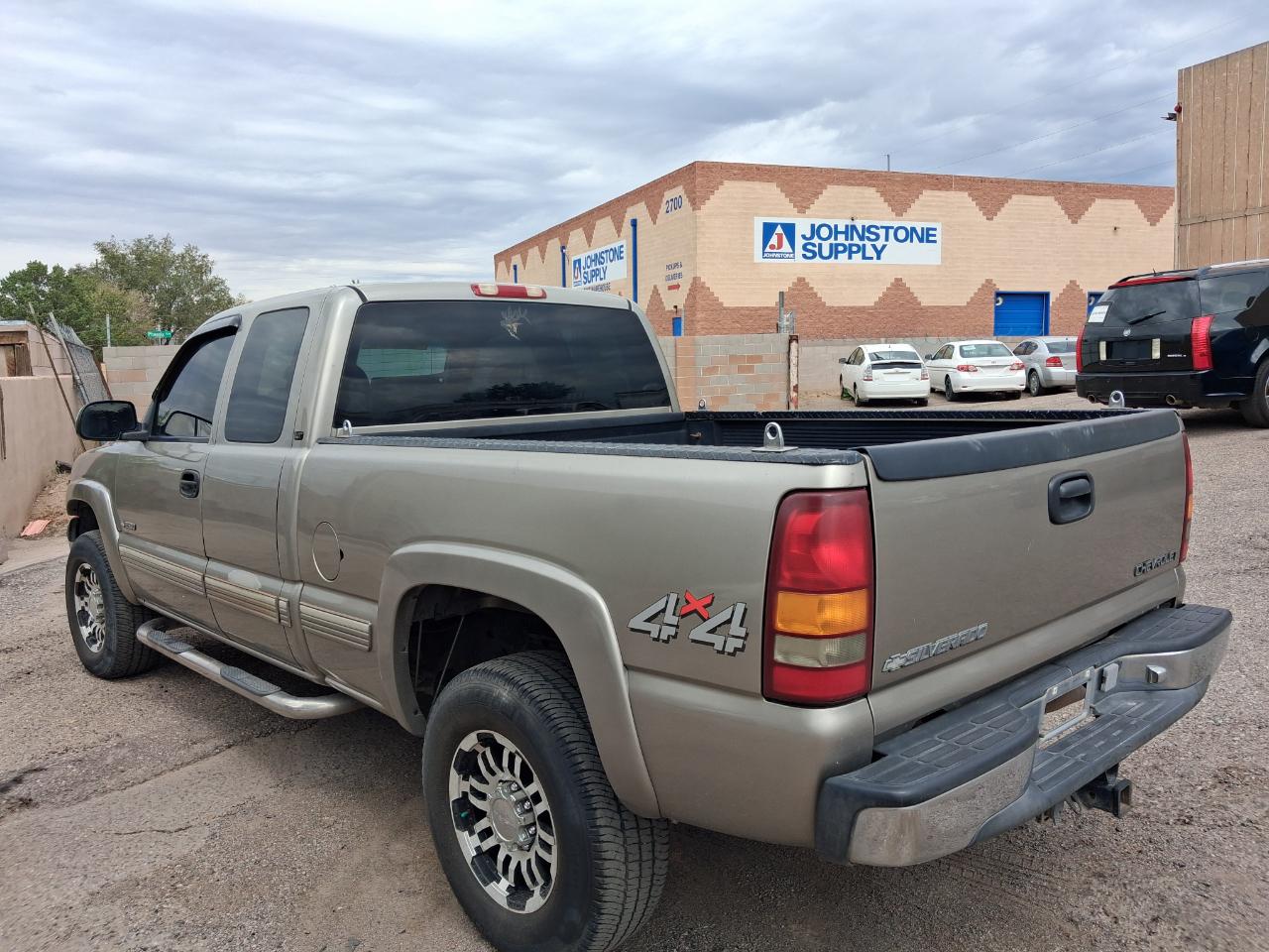 Chevrolet Silverado 2500 Ext. Cab 3-Door Short Bed 4WD 2000