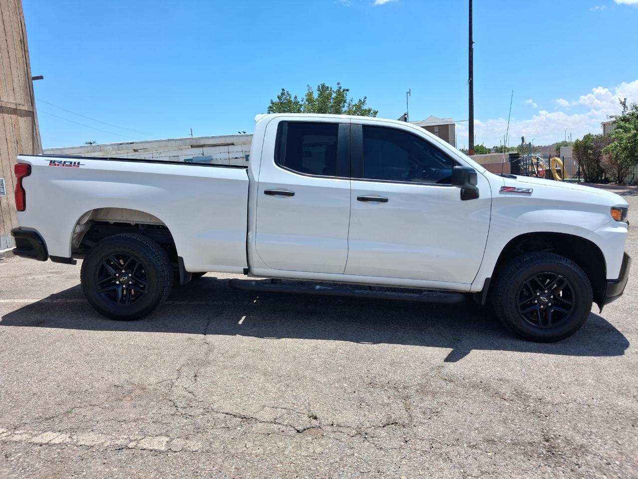 Chevrolet Silverado 1500 Custom Trail Boss Double Cab 4WD 2019