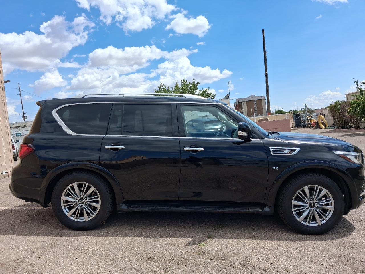 Infiniti QX80 LUXE 2020