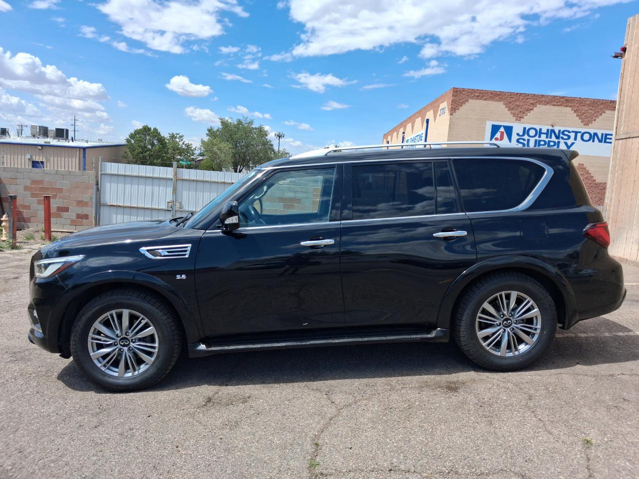 Infiniti QX80 LUXE 2020
