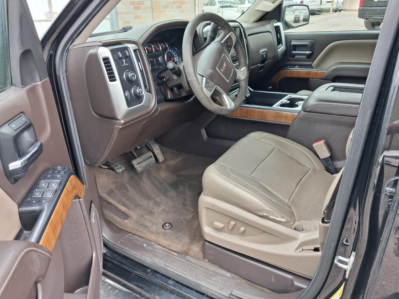 GMC Sierra 1500 SLT Crew Cab Short Box 4WD 2017