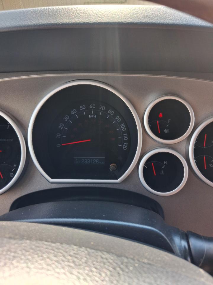 Toyota Sequoia Plantium 4WD FFV 2017