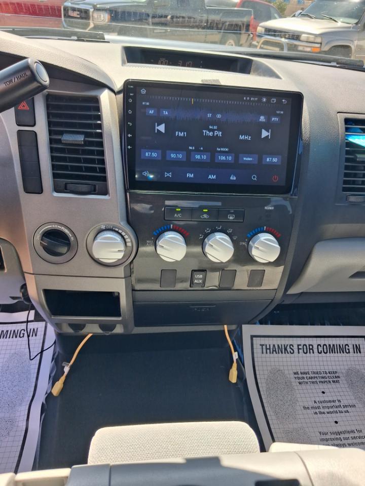 Toyota Tundra Tundra-Grade 4.6L CrewMax 4WD 2012