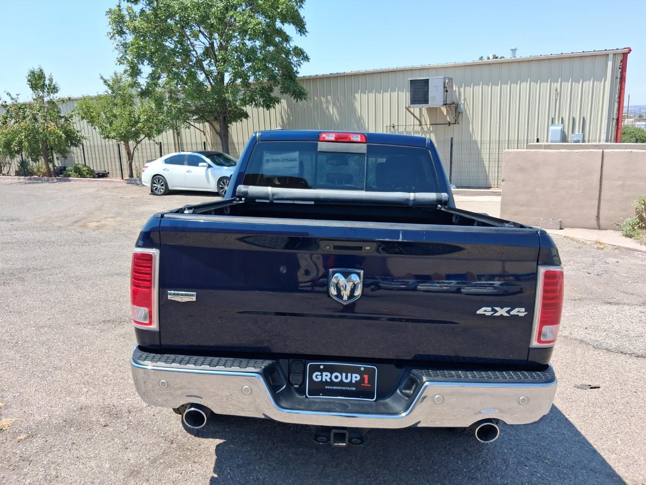RAM 1500 Laramie Crew Cab SWB 4WD 2016
