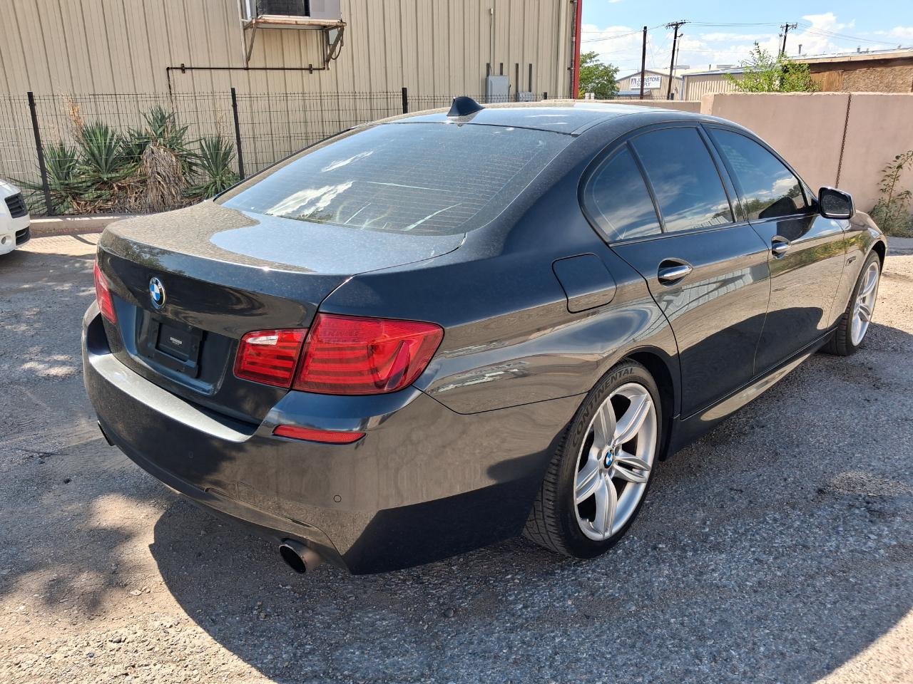 BMW 5-Series 535i xDrive 2012
