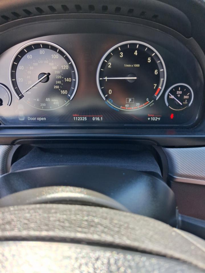 BMW 5-Series 535i xDrive 2012