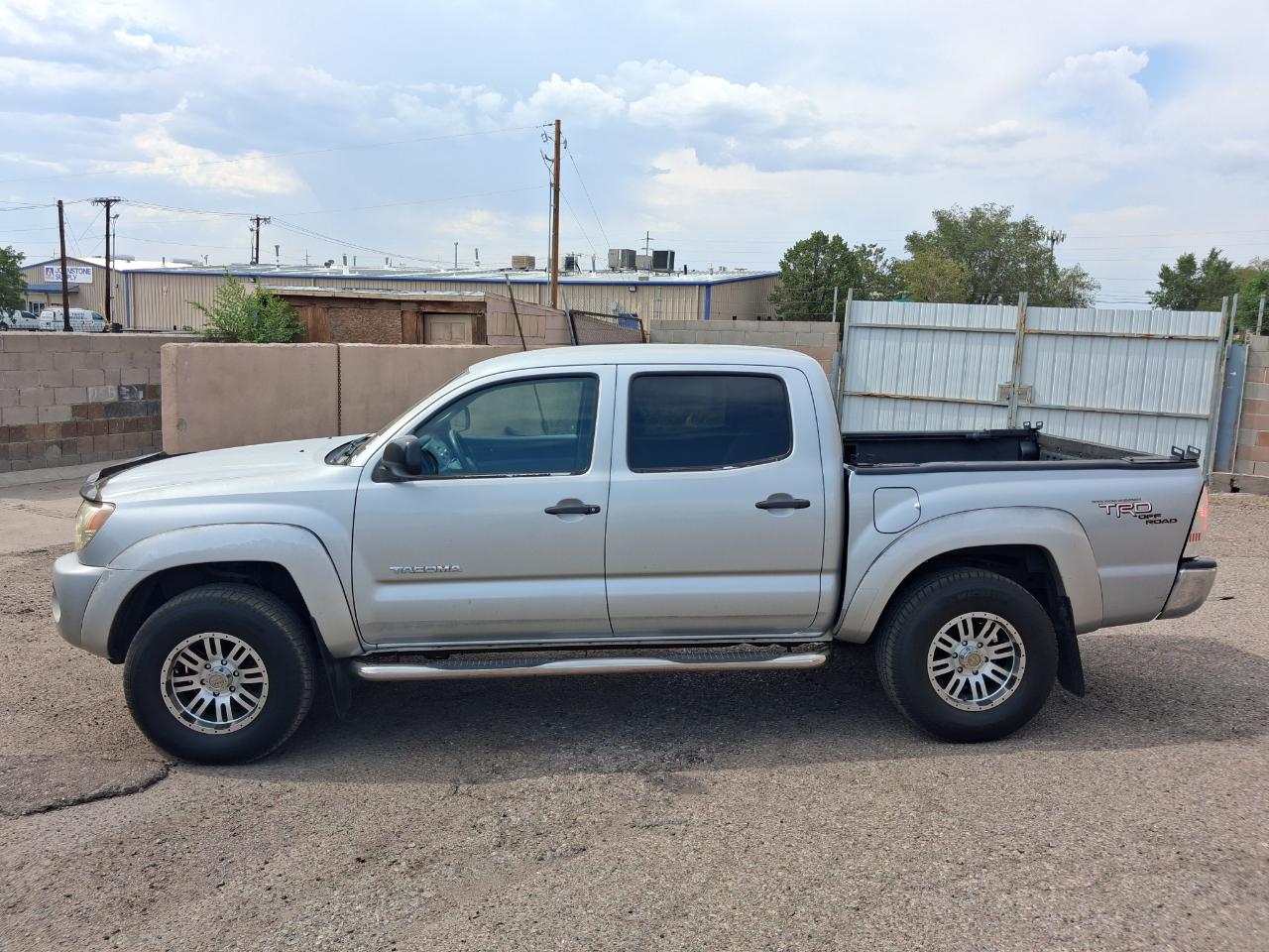 Toyota Tacoma Double Cab V6 Manual 4WD 2005