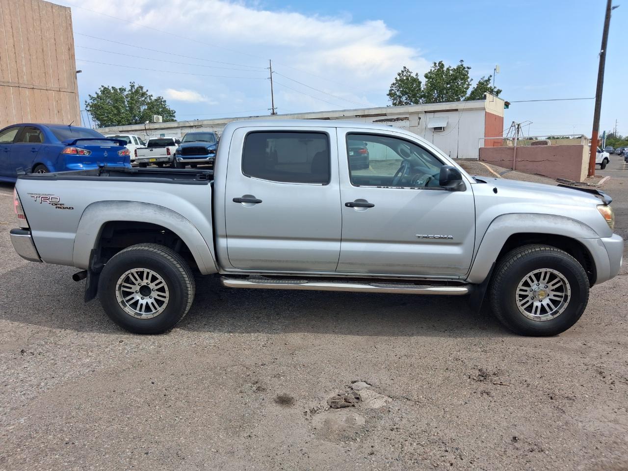 Toyota Tacoma Double Cab V6 Manual 4WD 2005