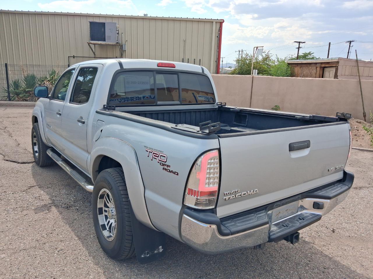 Toyota Tacoma Double Cab V6 Manual 4WD 2005