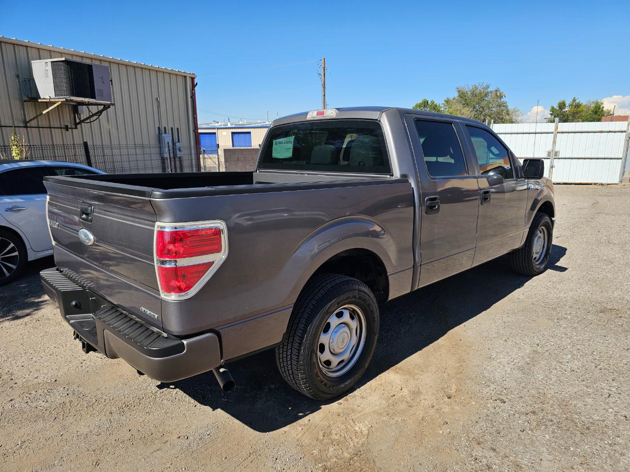 Ford F-150 XL SuperCrew 5.5-ft. Bed 2WD 2012
