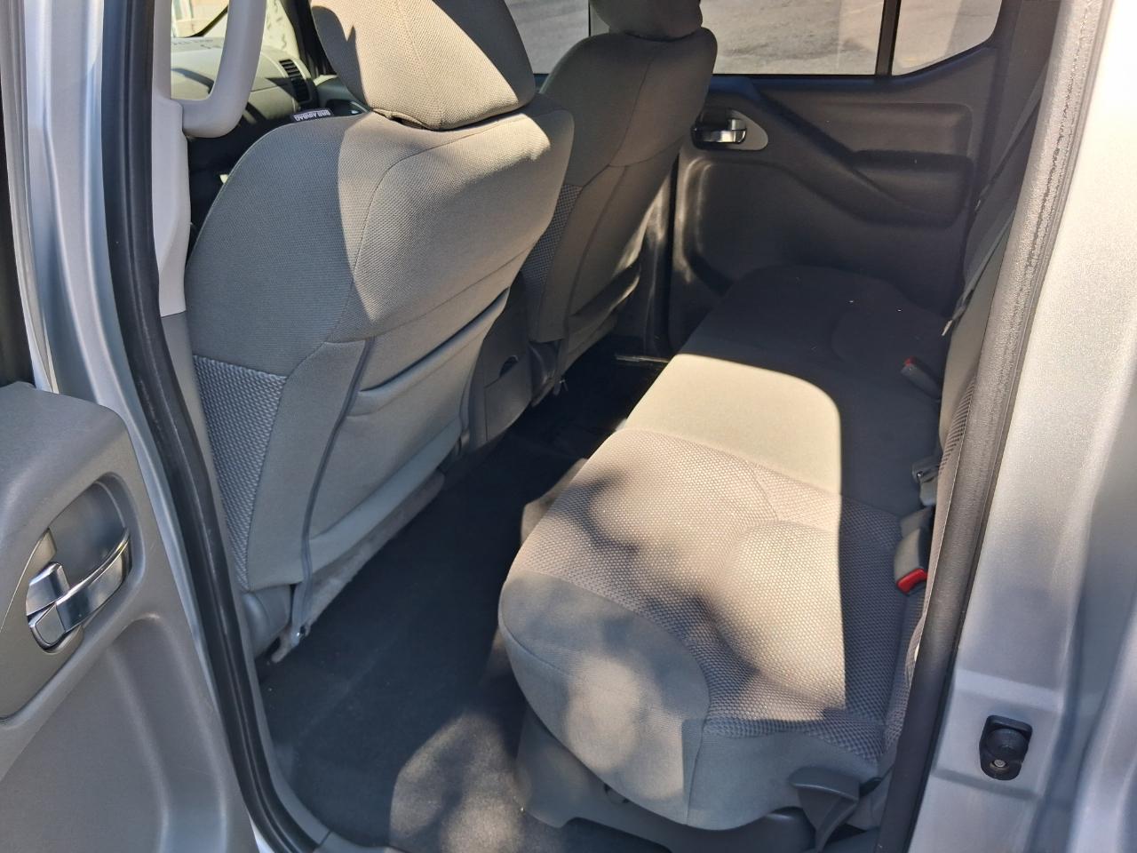 Nissan Frontier SL Crew Cab 5AT 4WD 2019