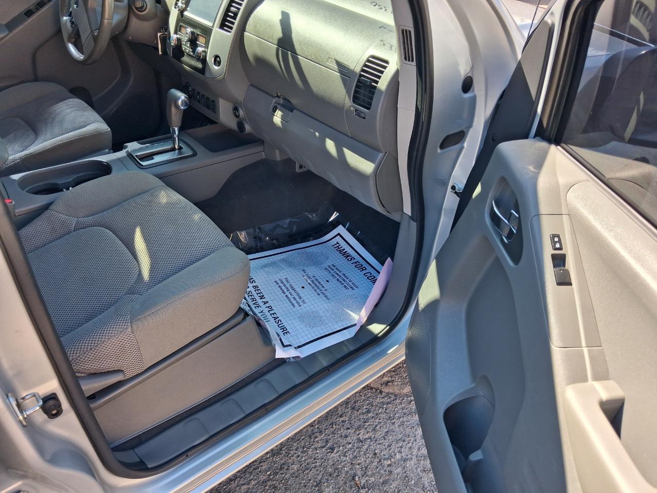 Nissan Frontier SL Crew Cab 5AT 4WD 2019