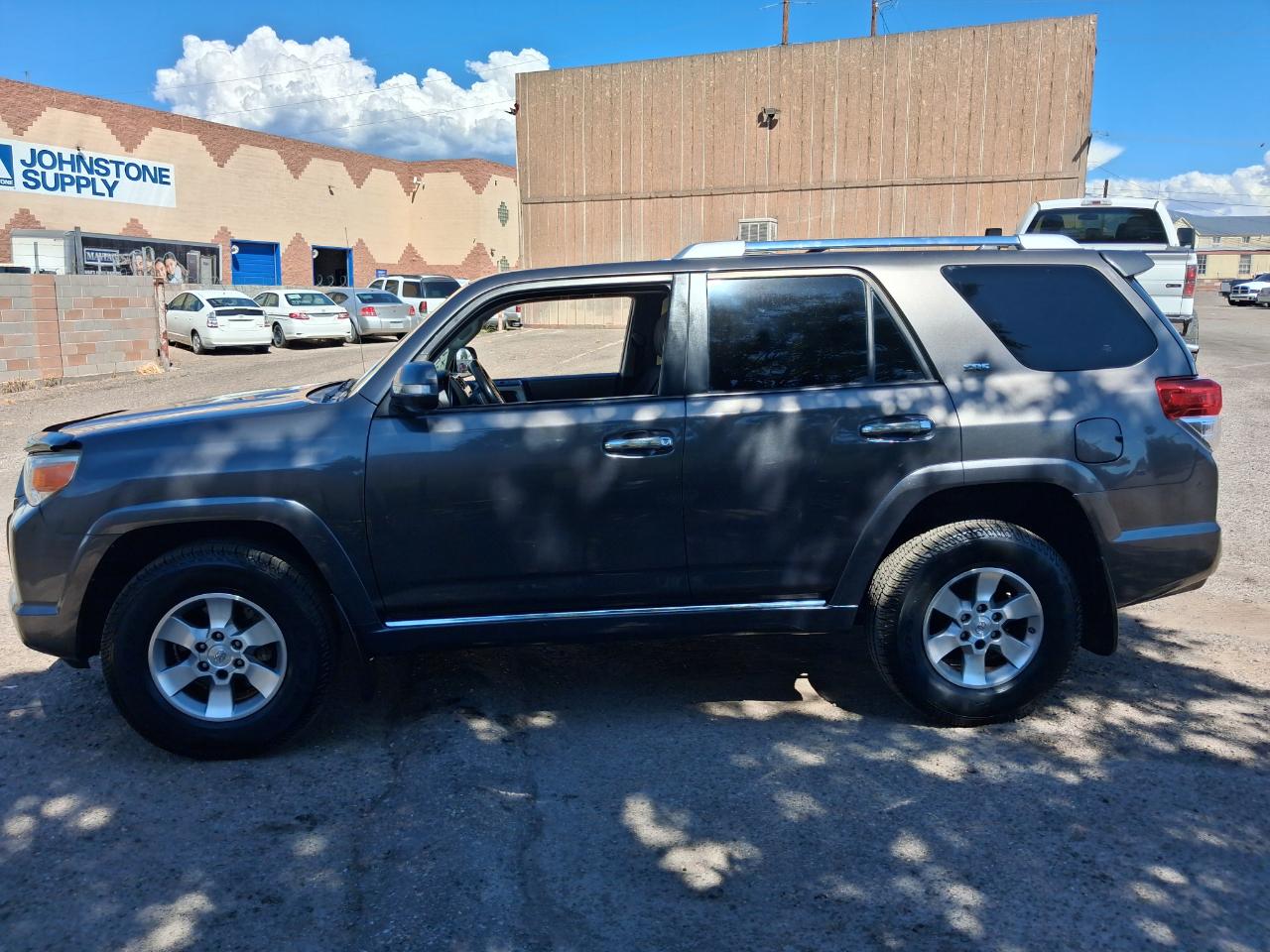 Toyota 4Runner SR5 4WD 2010