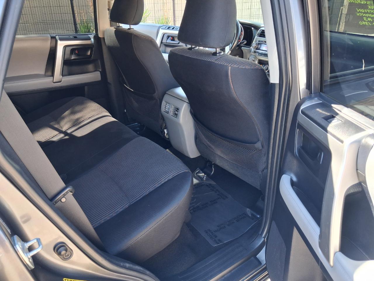 Toyota 4Runner SR5 4WD 2010