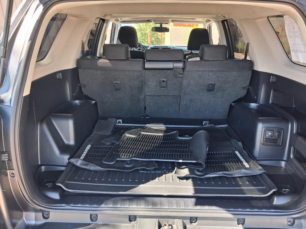 Toyota 4Runner SR5 4WD 2010