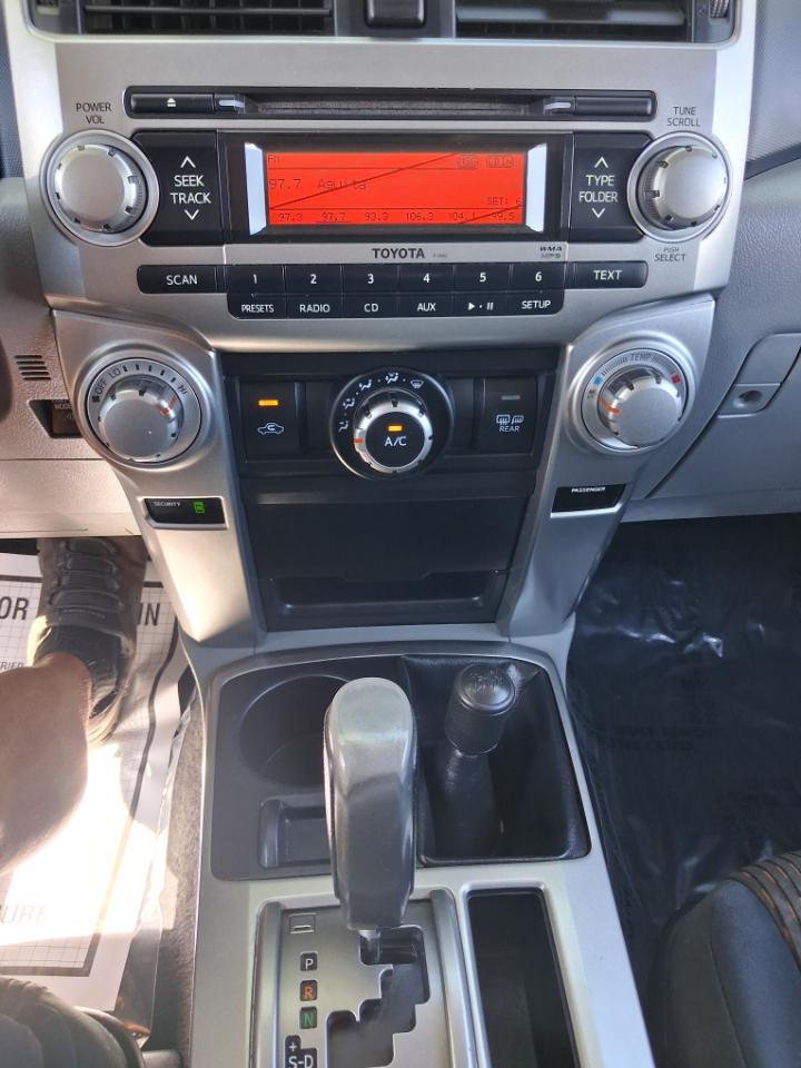 Toyota 4Runner SR5 4WD 2010