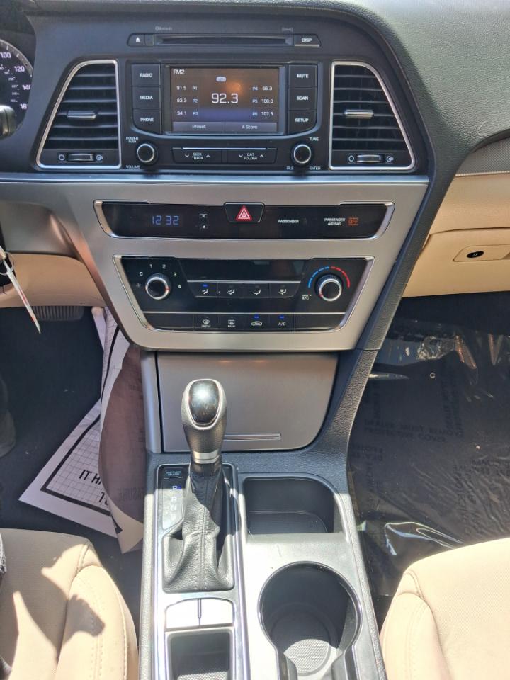 Hyundai Sonata SE 2015