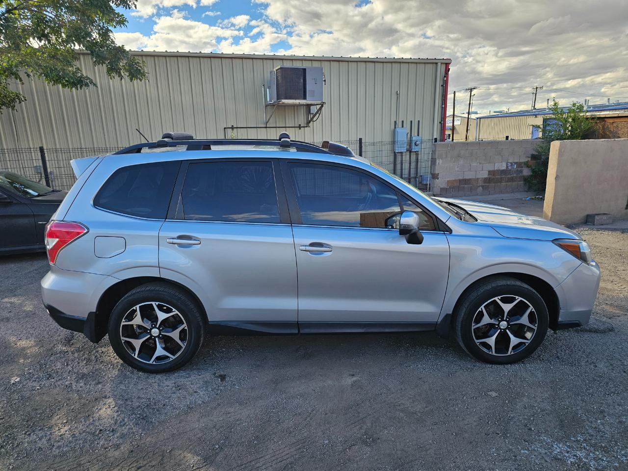 Subaru Forester 2.0XT Touring 2014