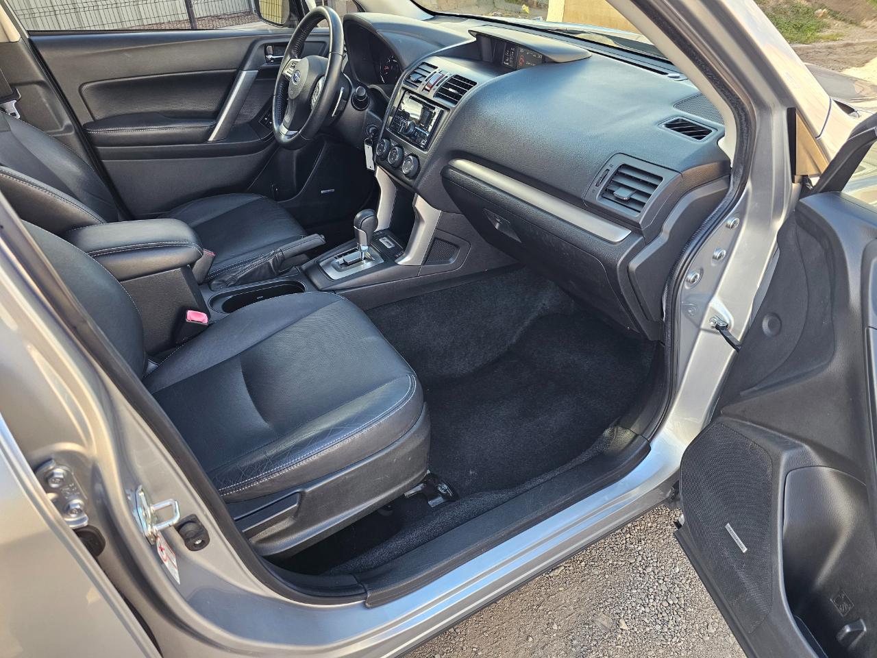 Subaru Forester 2.0XT Touring 2014