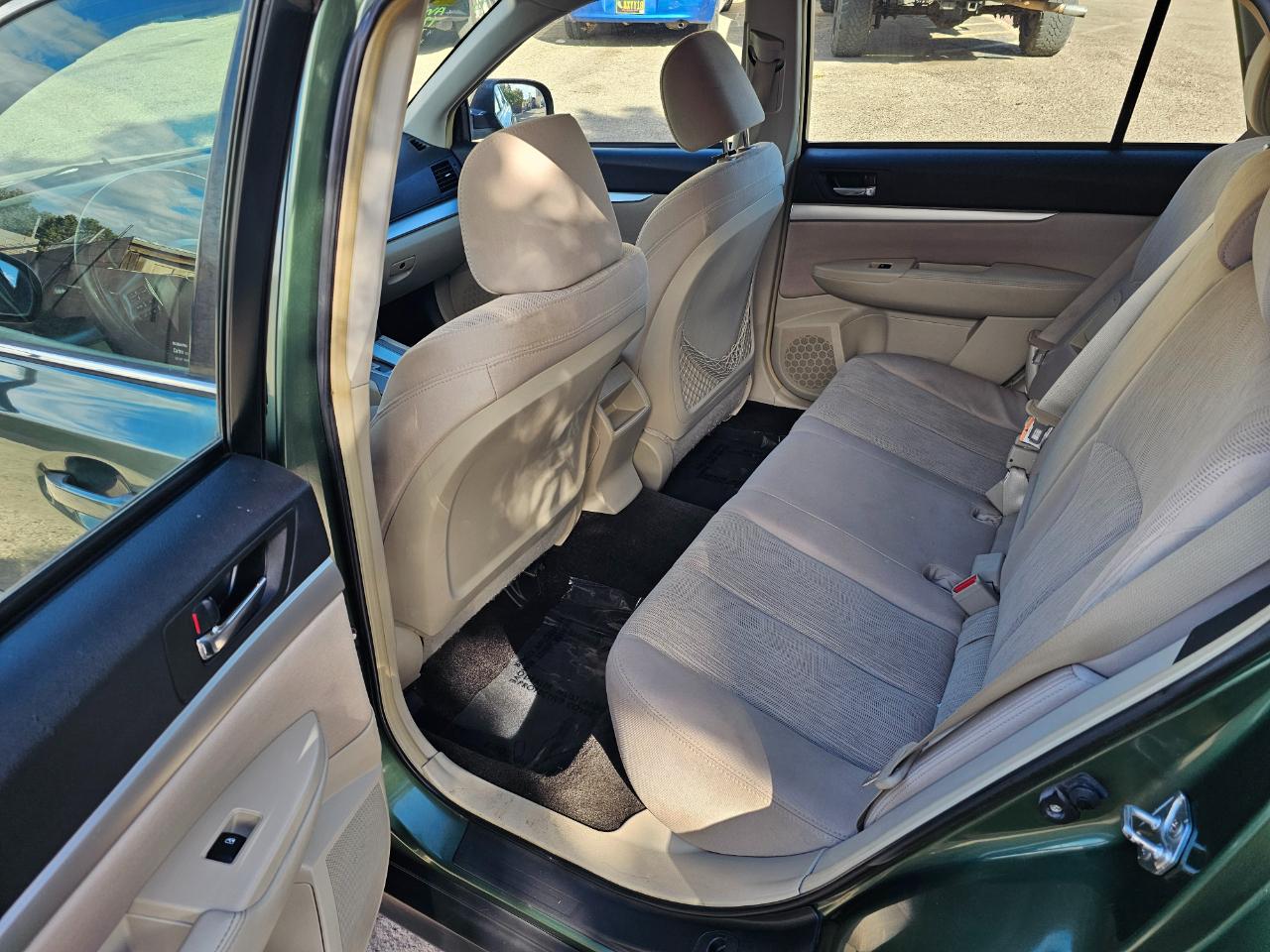 Subaru Outback 2.5i 2013