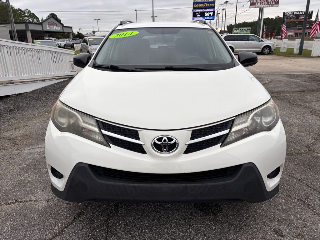 Toyota RAV4 LE FWD 2014