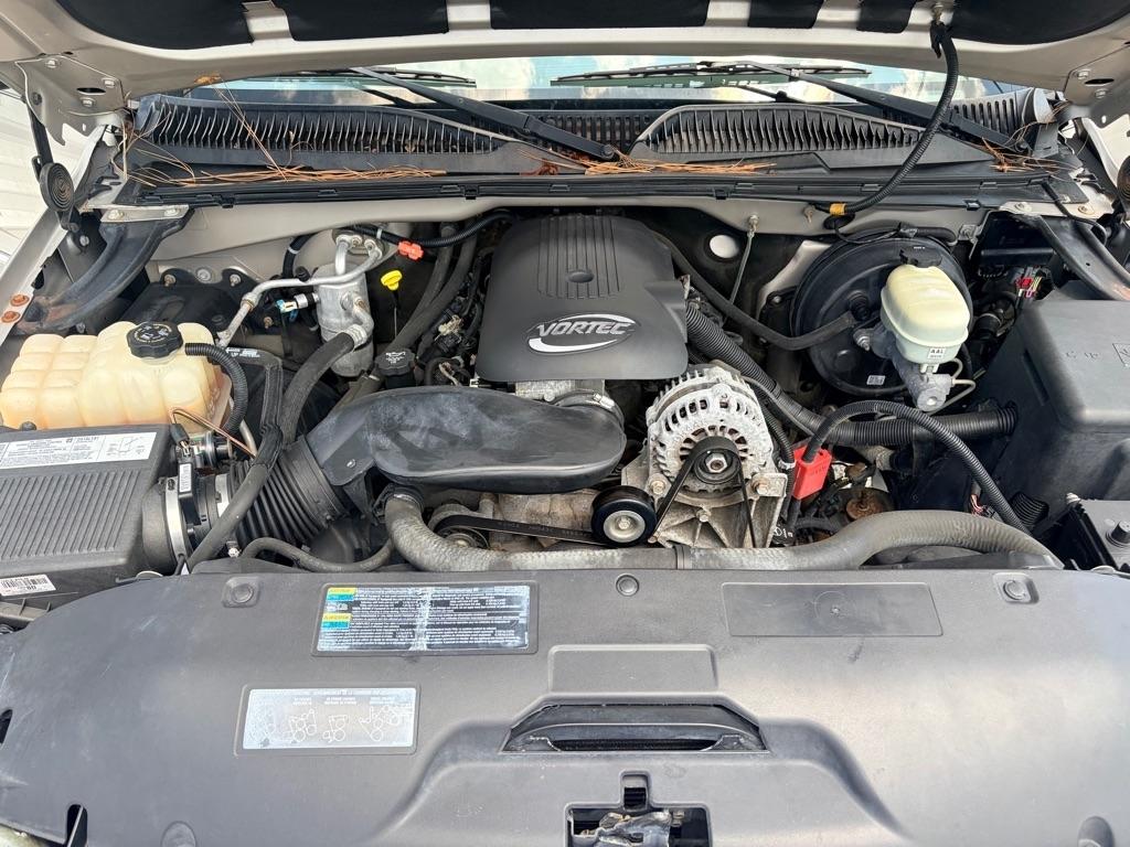 GMC Sierra 1500 Long Bed 2WD 2005