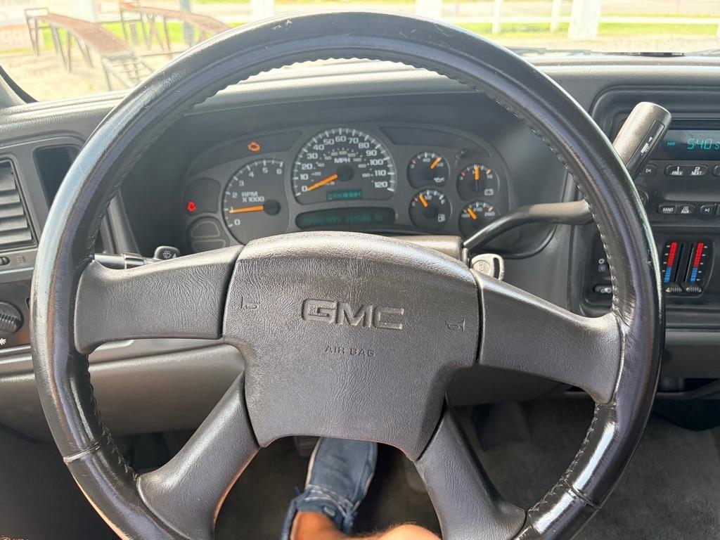 GMC Sierra 1500 Long Bed 2WD 2005