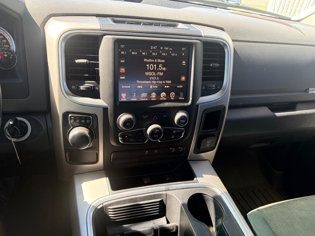 RAM 1500 SLT Crew Cab SWB 2WD 2017