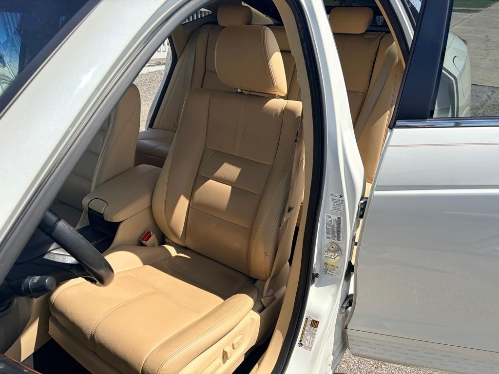 Honda Crosstour photo 11