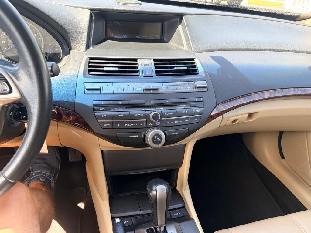 Honda Crosstour photo 21
