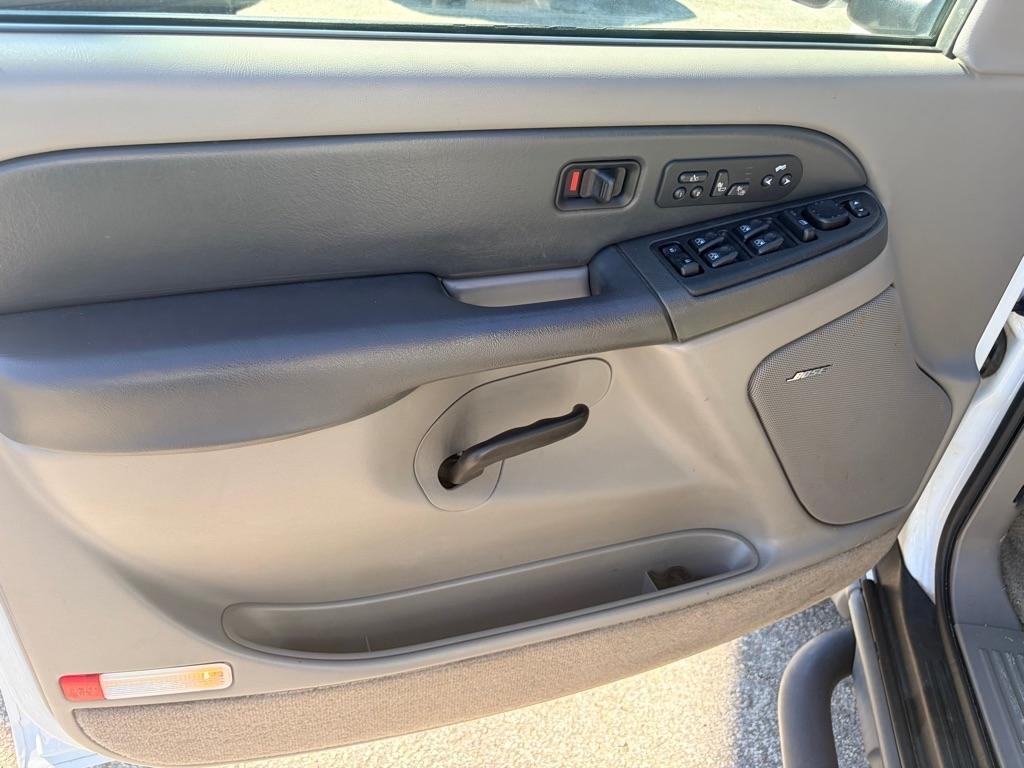 Chevrolet Tahoe 4WD 2003