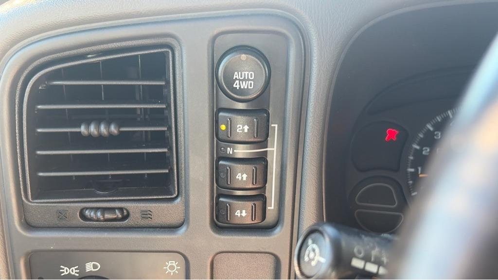 Chevrolet Tahoe 4WD 2003