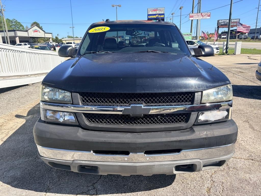 Chevrolet Silverado 2500HD LT Crew Cab Long Bed 4WD 2005