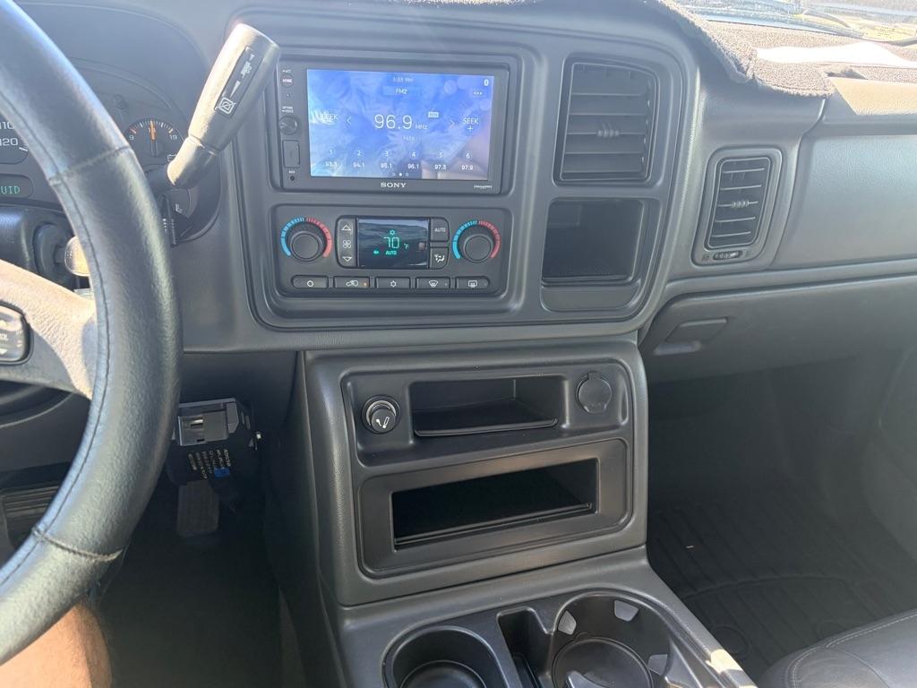Chevrolet Silverado 2500HD LT Crew Cab Long Bed 4WD 2005