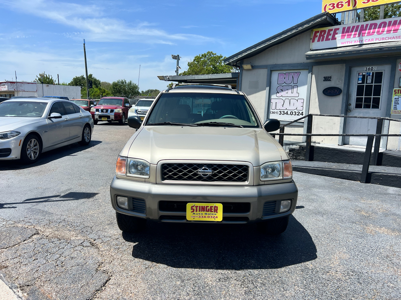Nissan Pathfinder  2001