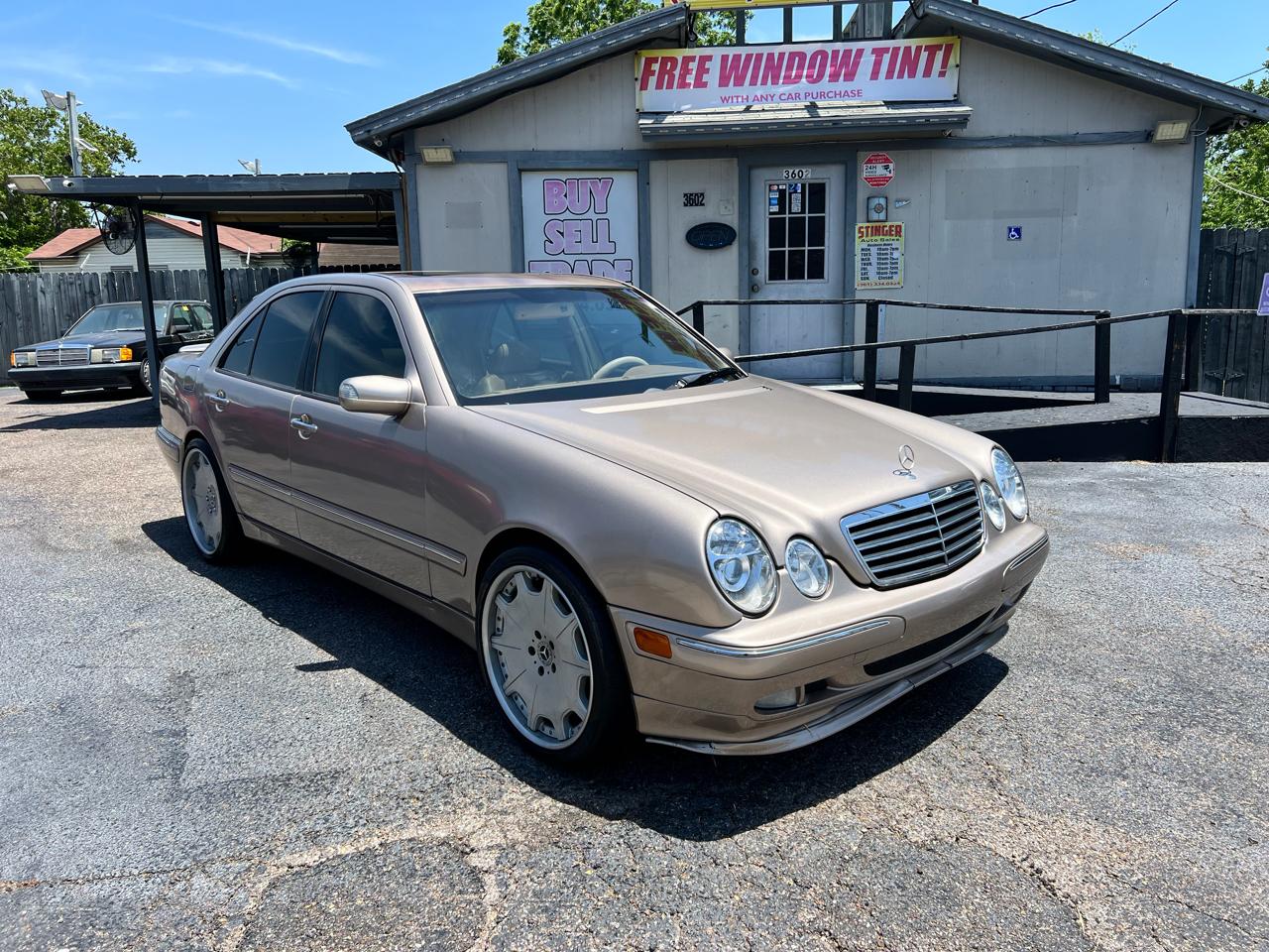 Mercedes-Benz E-Class  2000