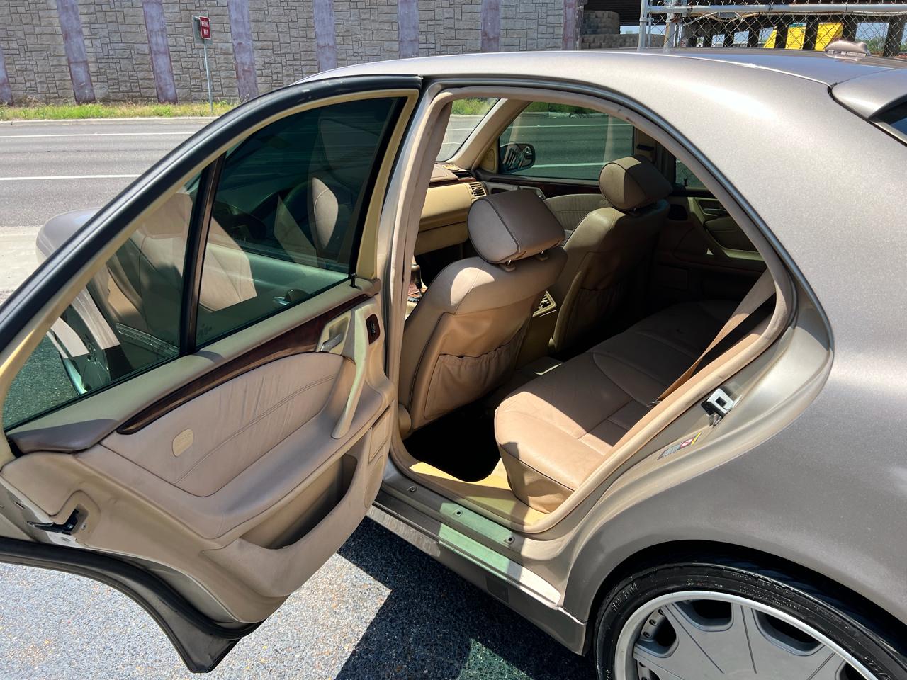 Mercedes-Benz E-Class  2000