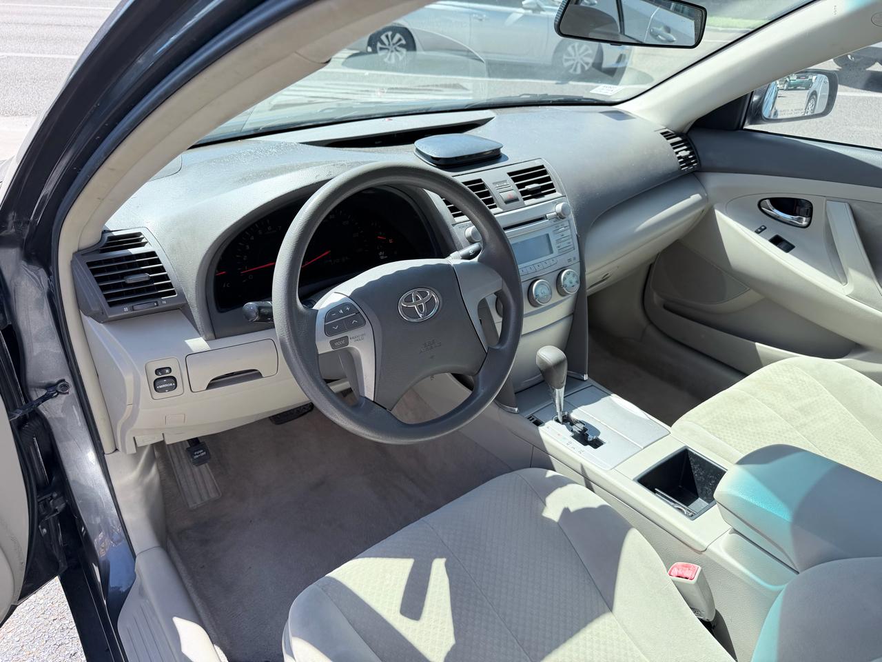 Toyota Camry  2009