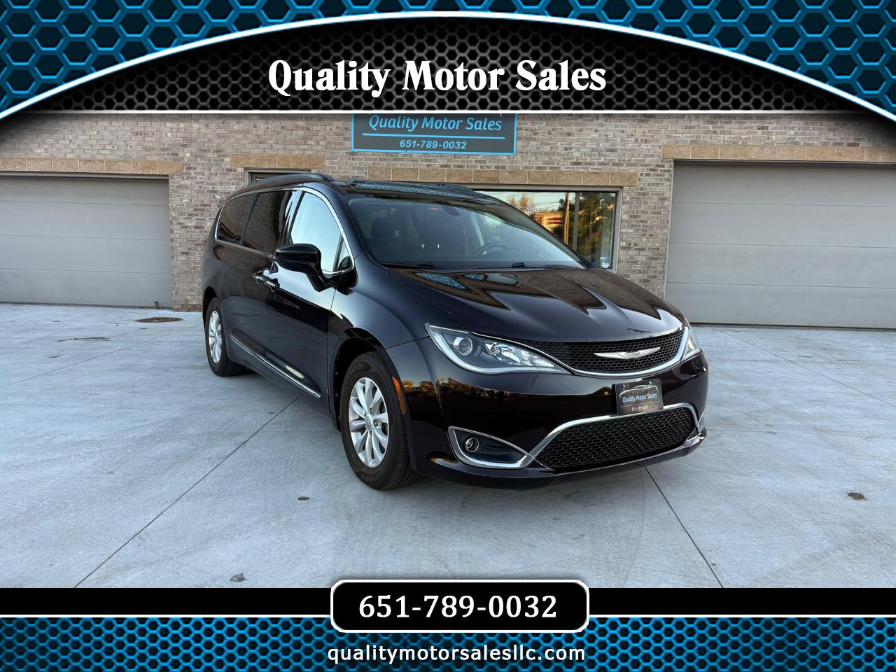 2017 Chrysler Pacifica Touring-L