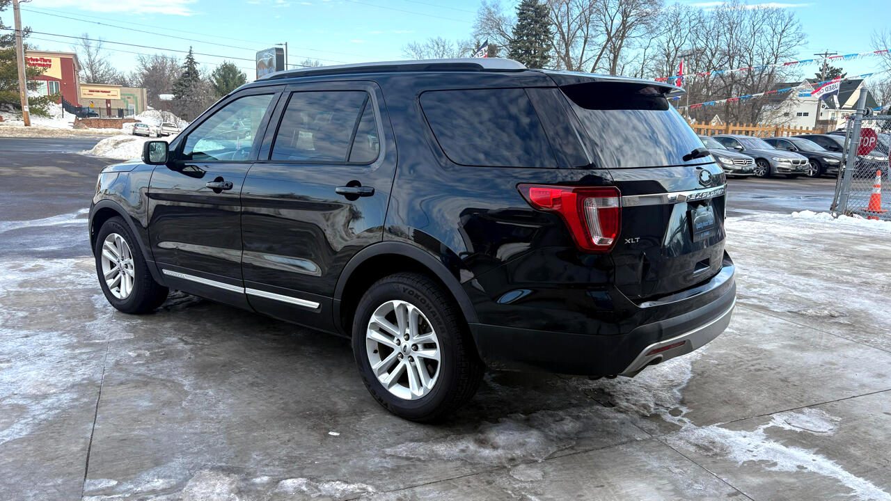 Ford Explorer XLT FWD 2016