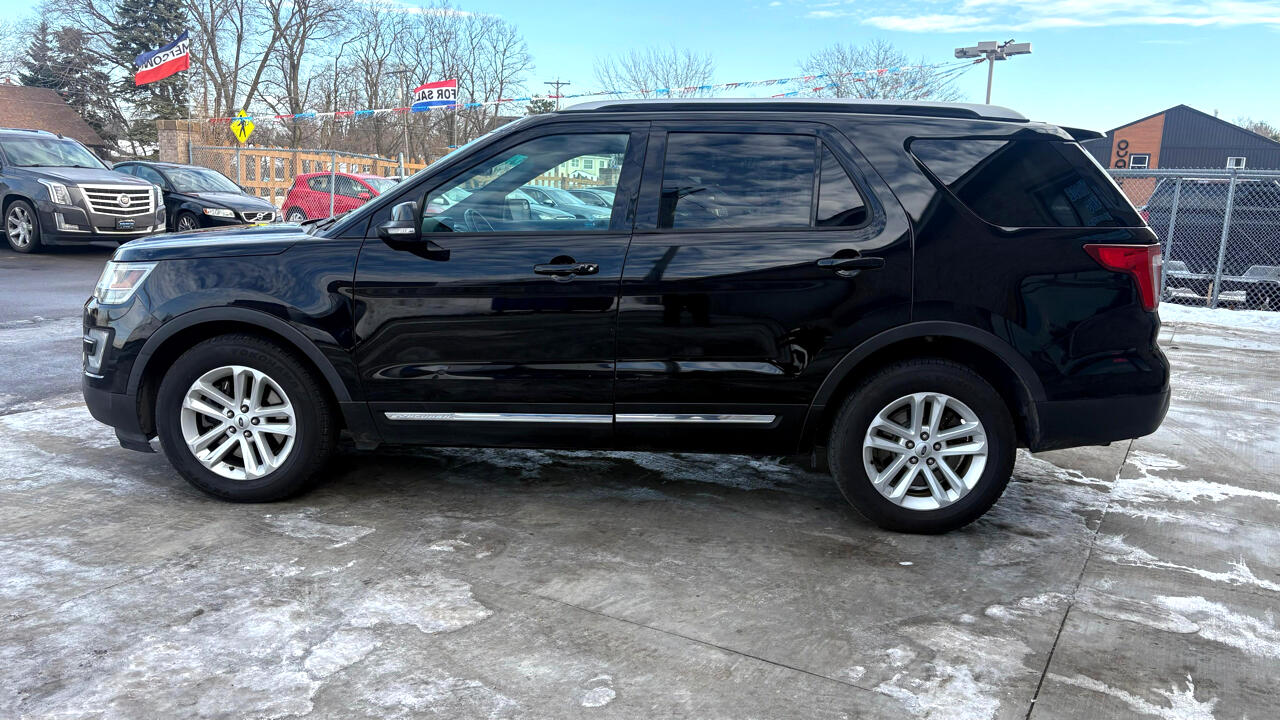 Ford Explorer XLT FWD 2016