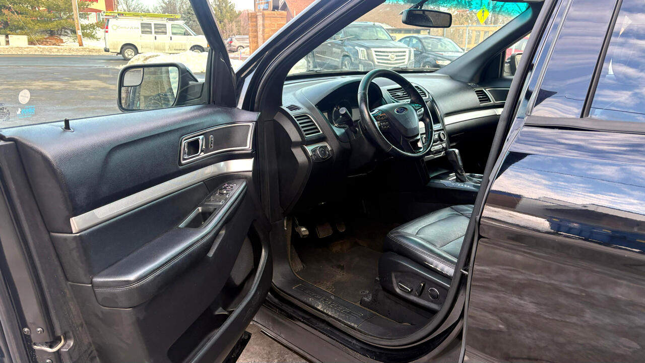 Ford Explorer XLT FWD 2016