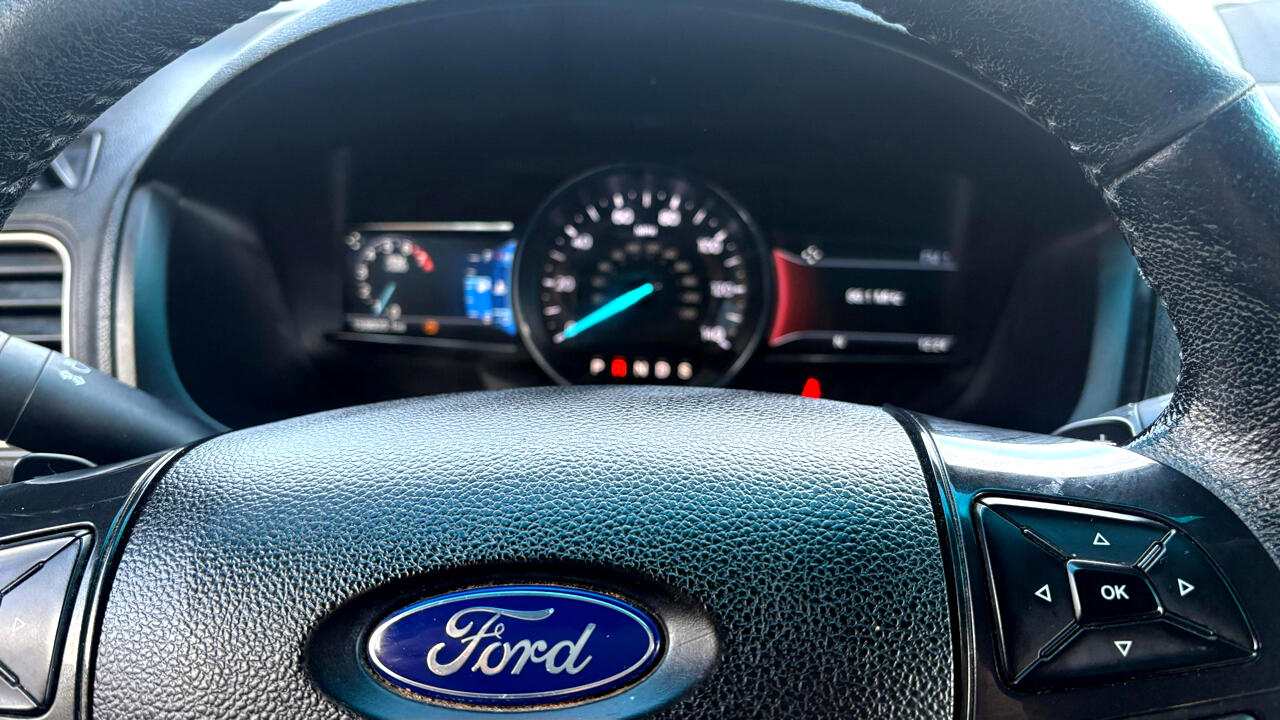 Ford Explorer XLT FWD 2016